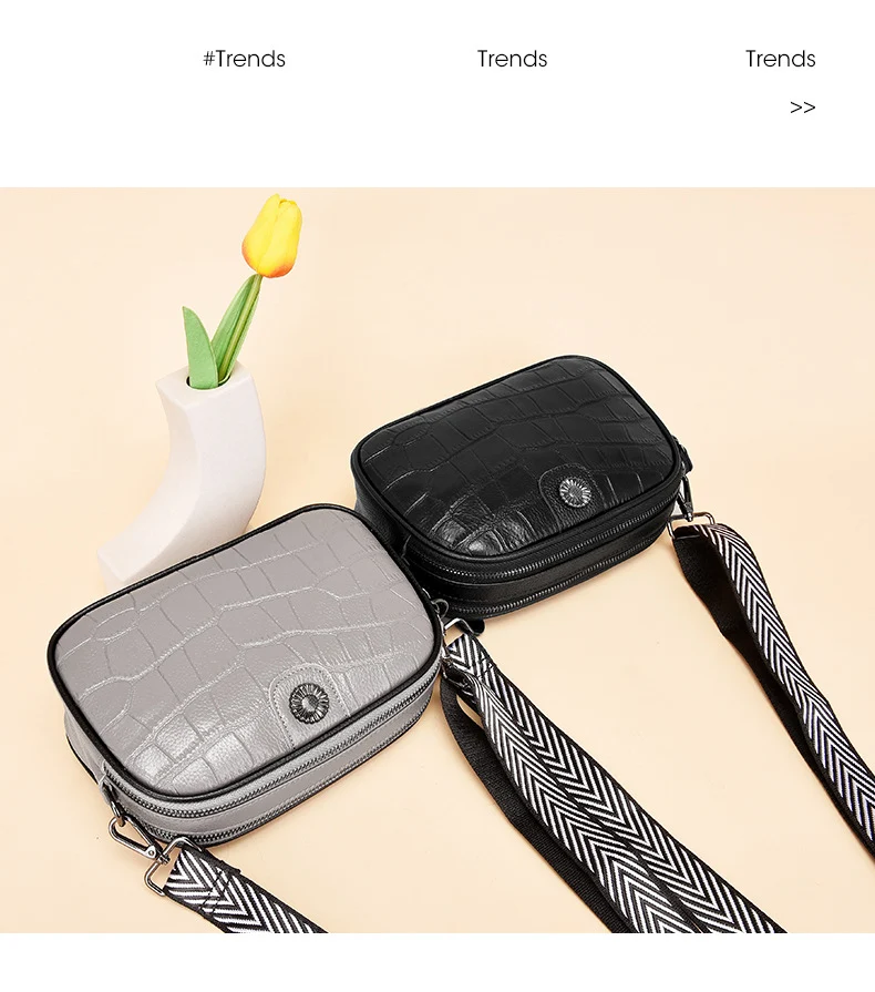 Bolso de cuero nuevo para mujer, a la moda. Elegancia y estilo para tu día a día, con amplio espacio y diseño sofisticado. Ideal para cualquier ocasión.