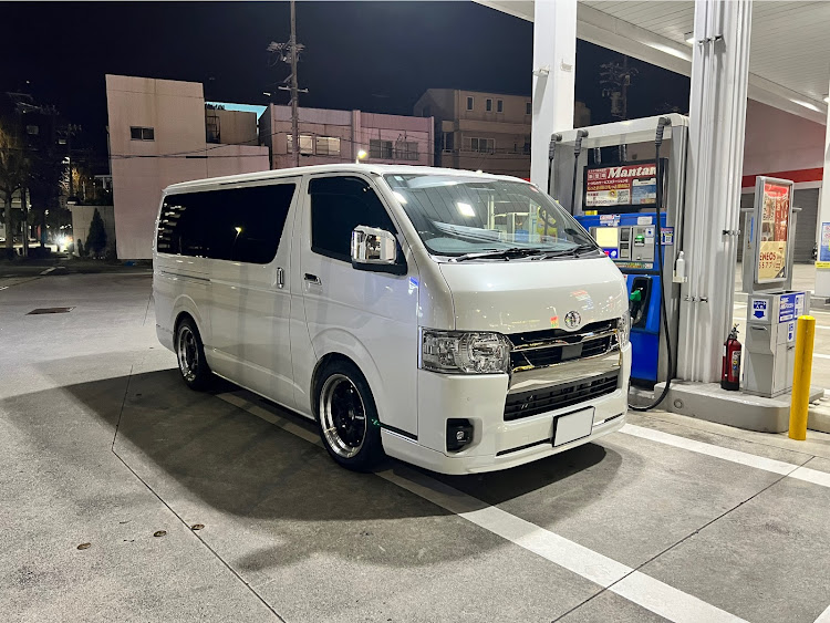 ハイエースバンのおかげ横丁・伊勢神宮に関するカスタム事例の投稿画像4枚目