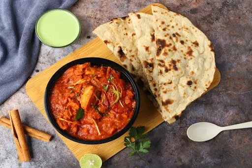 Soya Chaap Rara [300 Ml] + 2 Tandoori Roti