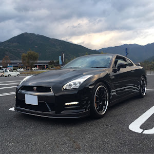 NISSAN GT-R R35