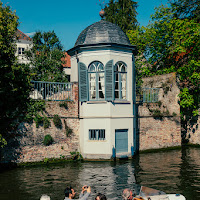 Turisti a Bruges di 