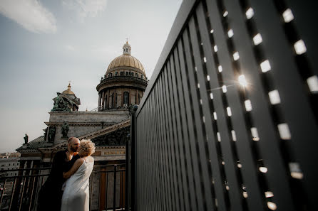 Fotógrafo de casamento Marina Nazarova (marinan). Foto de 6 de junho 2022