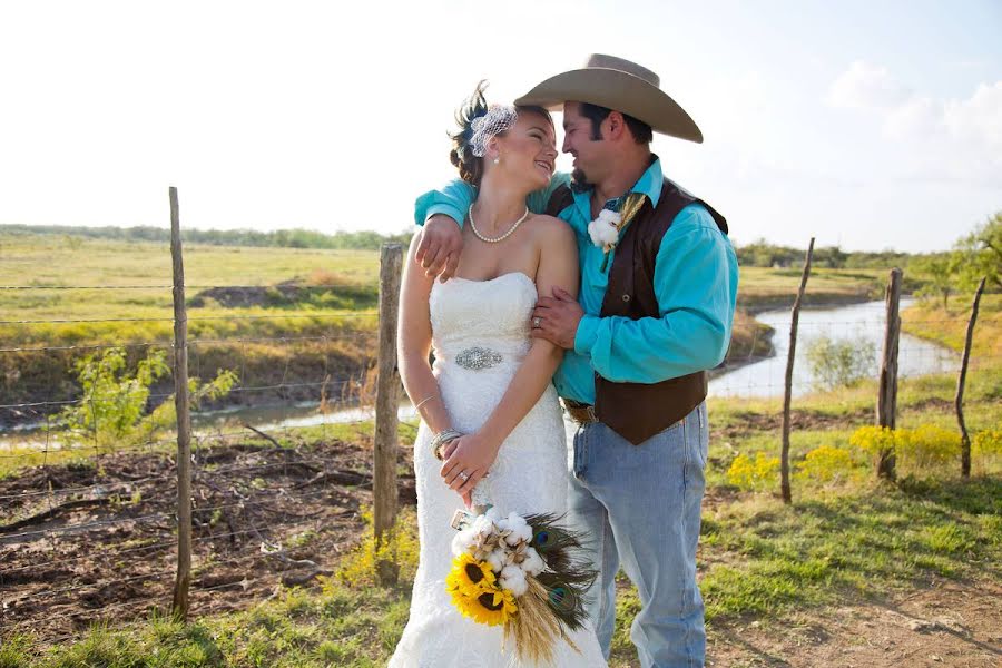 Wedding photographer Hannah Vickers (hannahvickers). Photo of 10 March 2020