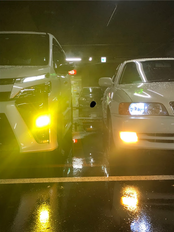 ヴォクシーのドライブ・今年もあとわずか・オフ会に関するカスタム事例の投稿画像2枚目