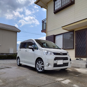 ムーヴカスタム LA100S