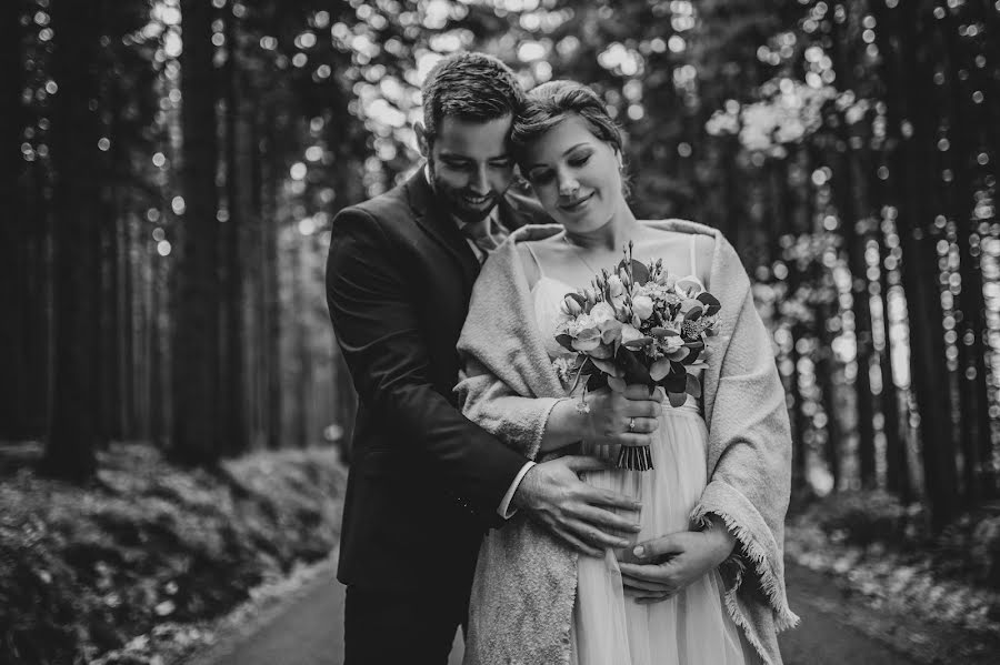 Fotógrafo de bodas Barbora Chmelařová (fotobarbora). Foto del 4 de diciembre 2023