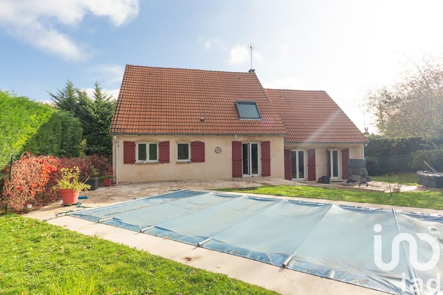 Vente maison 7 pièces 200 m² à Lesigny (77150), 676 000 €