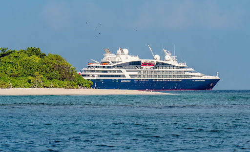 Laperouse-in-Maldives.jpg - The Ponant ship Le Laperouse alights off the coast of Baa Atoll in the Maldives. 