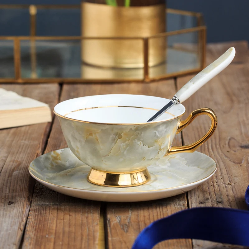 Title 2, Keramische koffiemok voor perfect koffiegenot. ...