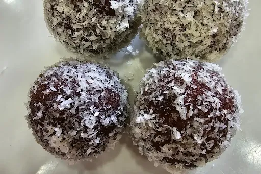 Kala Jamun [4 Pieces]