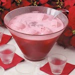 Christmas Glow Punch Recipe was pinched from <a href="http://www.tasteofhome.com/Recipes/Christmas-Glow-Punch" target="_blank">www.tasteofhome.com.</a>