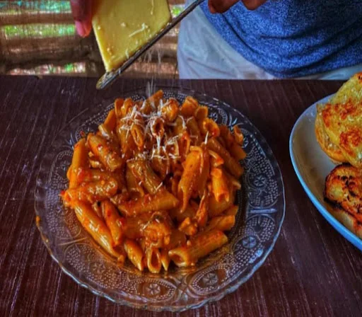 Desi Chicken Red Sauce Penne Pasta