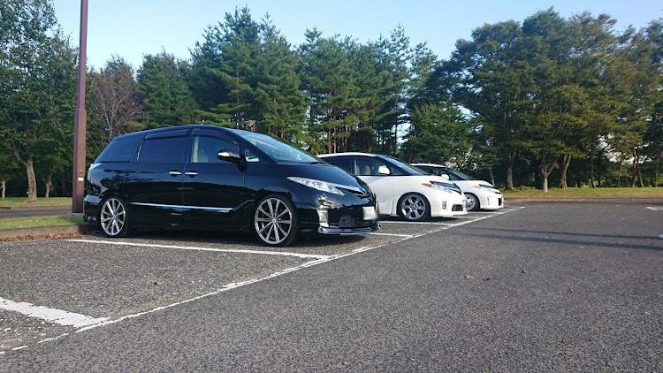 エスティマの休日の過ごしかた・オフ会・DIY・ドライブ・洗車に関するカスタム事例の投稿画像2枚目