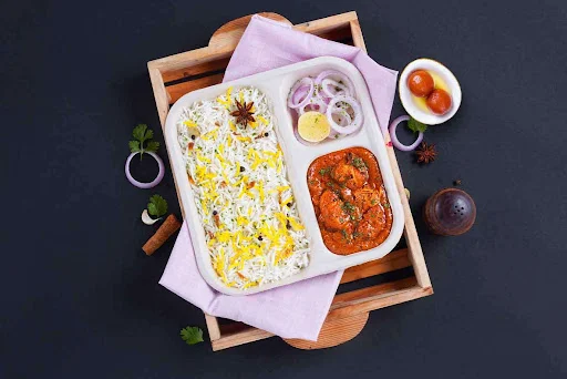 Smoked Butter Chicken, Rice Lunchbox With Gulab Jamun (2 Pcs)