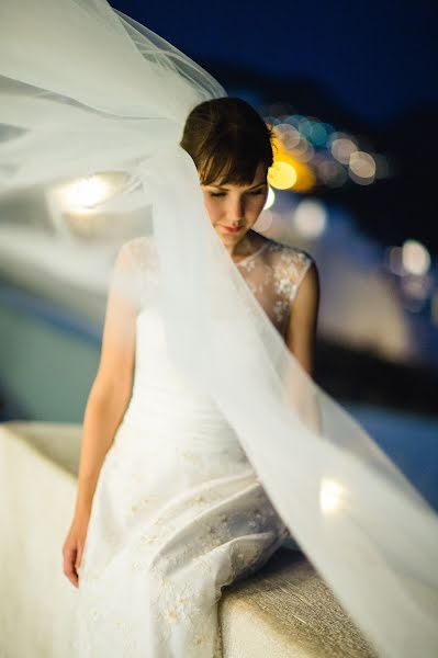 Wedding photographer Alena Evteeva (limchik). Photo of 19 April 2015