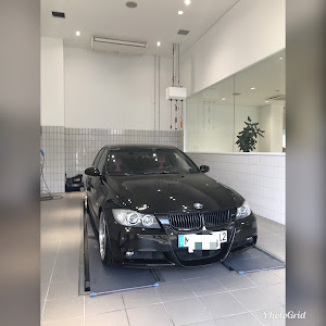 325i Mスポーツ