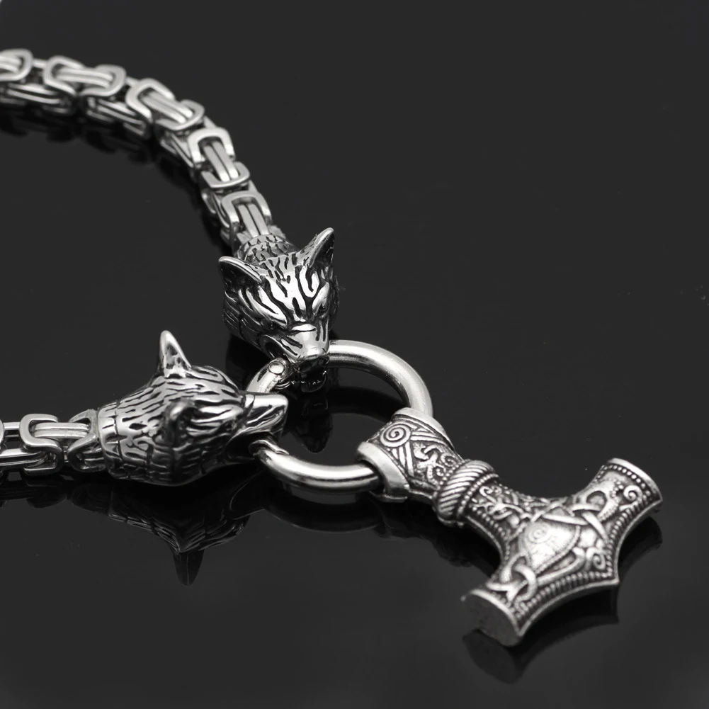 Title 5, Marteau tête de loup viking explosif Amulette t...