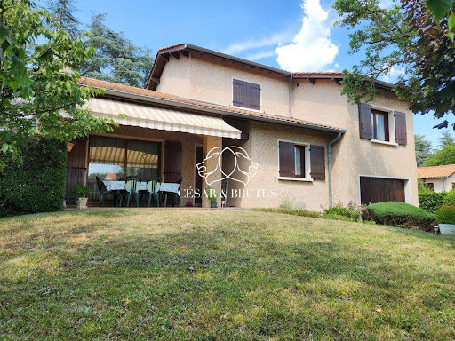 Villa with terrace 3