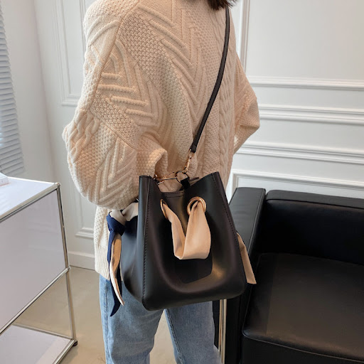 Title 1, Silk Scarf Portable Bucket Bag Casual One Shoul...