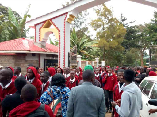 Meru School students leave following the closure of the institution after unrest, July 9, 2018./GERALD MUTETHIA