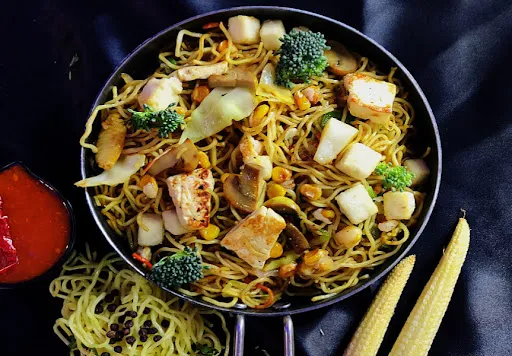 Mix Veg Noodles {Extra Veggies }