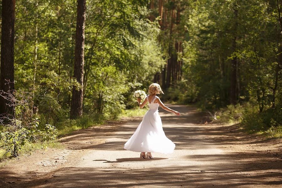 Pulmafotograaf Aleksandr Titov (alextitov4). Foto tehtud 20 märts 2020