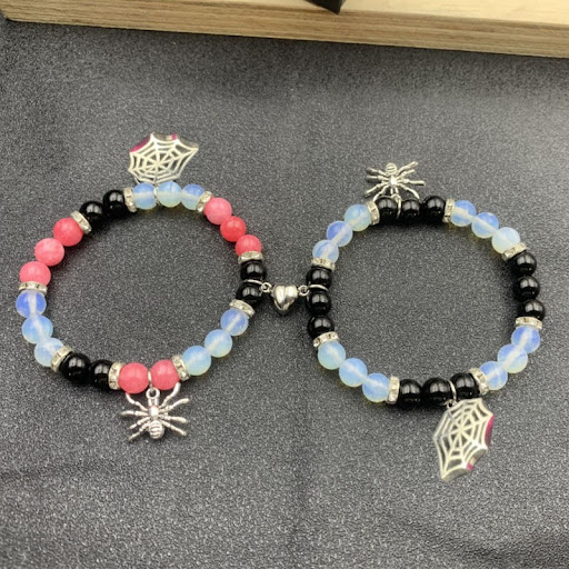 Title 10, New European and American Love Magnetic Bracele...