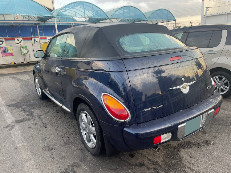 PTクルーザーカブリオのフロントフェンダーで魅せろ！・オートプラネット名古屋 〜Cars&Coffee〜・オープンカーのある生活・洗車・2月もよろしくお願いしますに関するカスタム事例の投稿画像2枚目