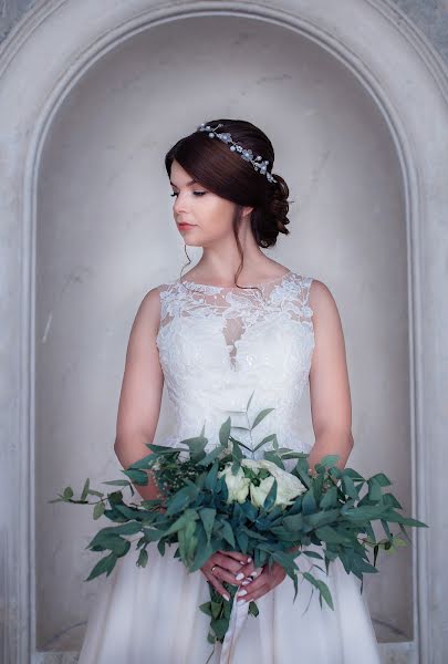 Fotógrafo de casamento Alena Ryabinina (ryabinina). Foto de 18 de outubro 2019