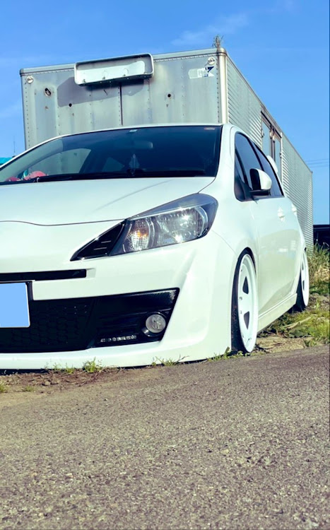 ヴィッツのヴィッツRS"G's"・TC01 TECCHIN WHEEL・７月もよろしくお願いいたしますに関するカスタム事例の投稿画像1枚目