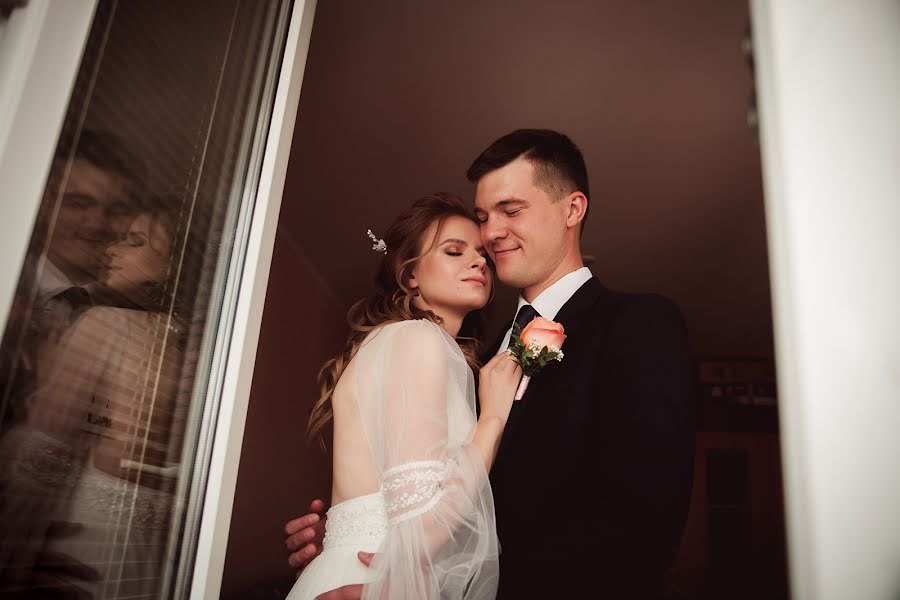 Wedding photographer Alena Polozhenceva (nimta). Photo of 25 June 2019