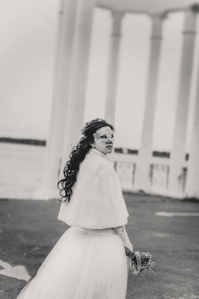 Wedding photographer Lidiya Beloshapkina (beloshapkina). Photo of 10 December 2013