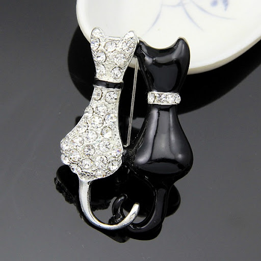 Title 1, Fashion Black and White Paint Diamond Double Fo...