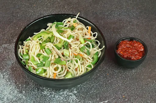 Veg Hakka Noodle