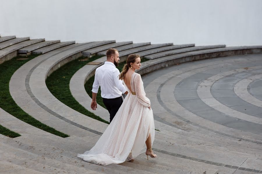 Fotografo di matrimoni Alla Shevchenko (deemvest). Foto del 11 ottobre 2019