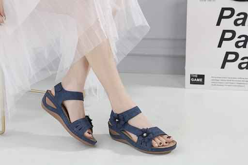 Title 20, Synthetic Leather European And American Sandals...