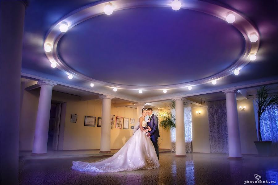 Wedding photographer Yuliya Medvedeva (photobond). Photo of 18 April 2016