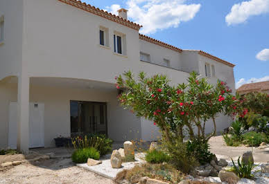 House with pool and terrace 13