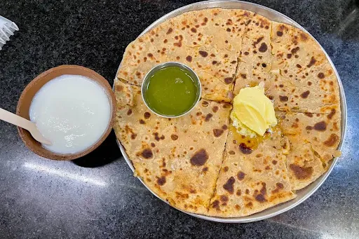 1 Mixed Veg Paratha