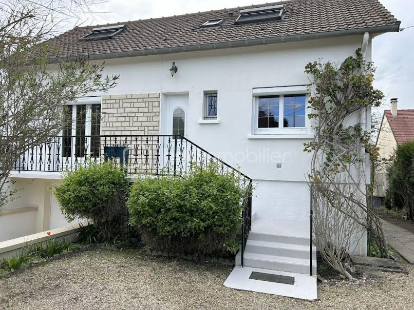 Vente maison 6 pièces 115 m² à Moret-Loing-et-Orvanne (77250), 310 000 €