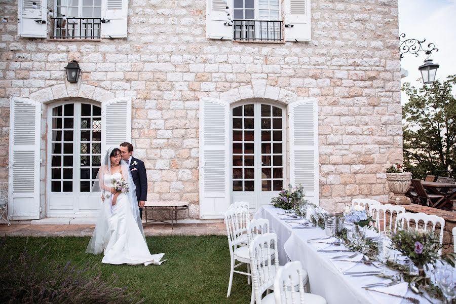 Fotógrafo de casamento Yuriy Nikolaev (nyphoto). Foto de 25 de setembro 2019