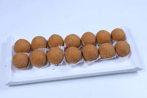 Besan Plain Laddu