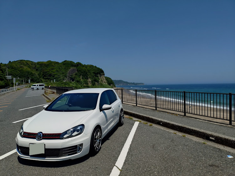 ゴルフ6 GTIの真夏日・海・青空・部原海岸・勝浦市に関するカスタム事例の投稿画像2枚目