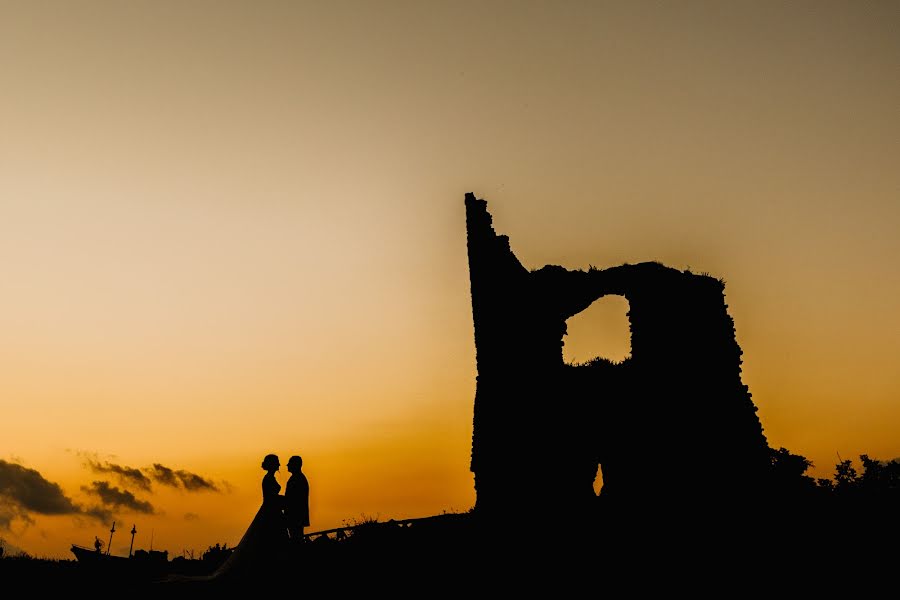 Fotografo di matrimoni Franco Raineri (francoraineri). Foto del 7 febbraio 2022