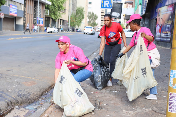 According to the author, Pikitup, Joburg's official waste management service provider, needs to jack up its act and root out the problem of uncollected waste, which is a hazard and an eyesore.