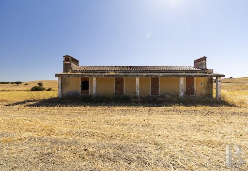Corps de ferme 5