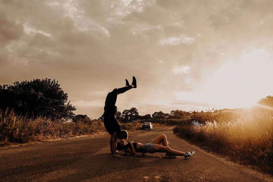 Wedding photographer Viktoriya Kapaeva (vikos26). Photo of 22 June 2018