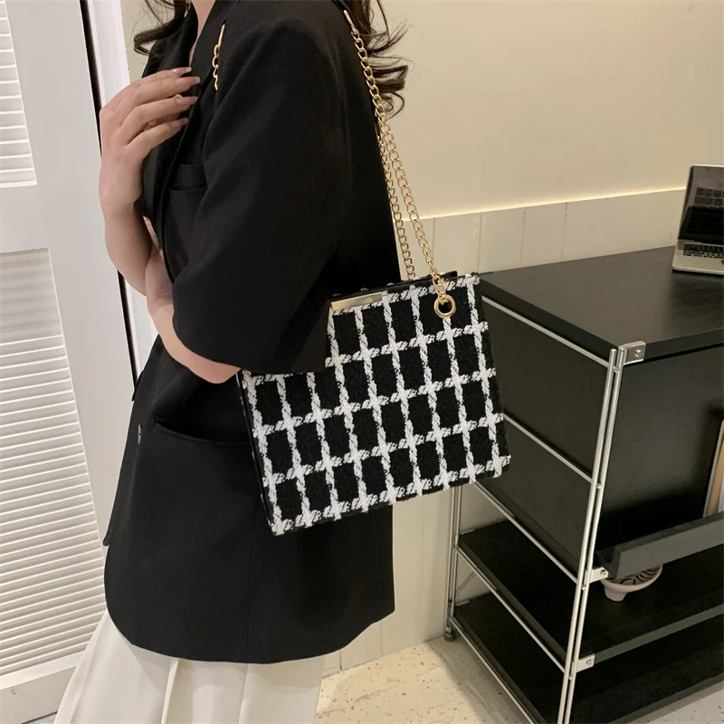 images slider number - 21