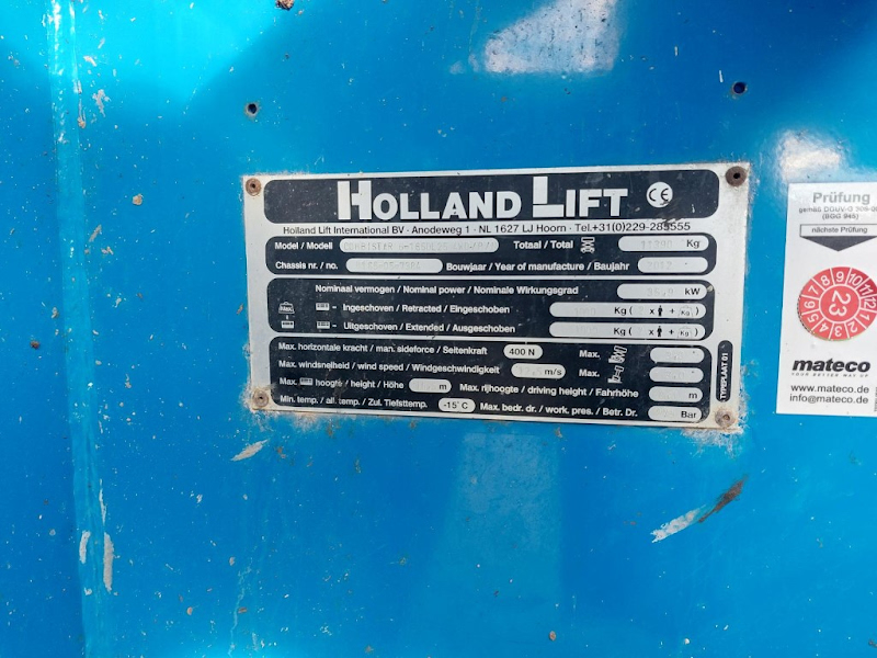 Picture of a HOLLAND LIFT B-165DL25 4WD/P/N