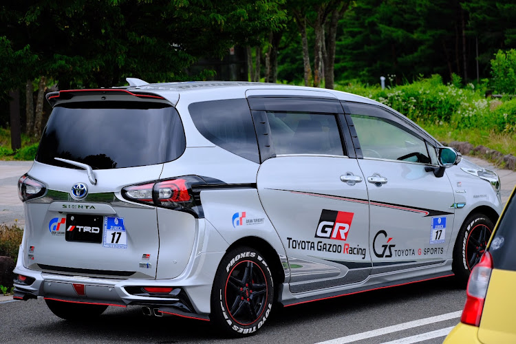 シエンタのスポシエ/Sports SIENTA🏁・７月もよろしくお願いいたします・ドライブ・帰省・由布岳PAに関するカスタム事例の投稿画像5枚目